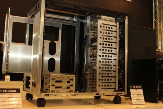 Lian Li PC-D7000