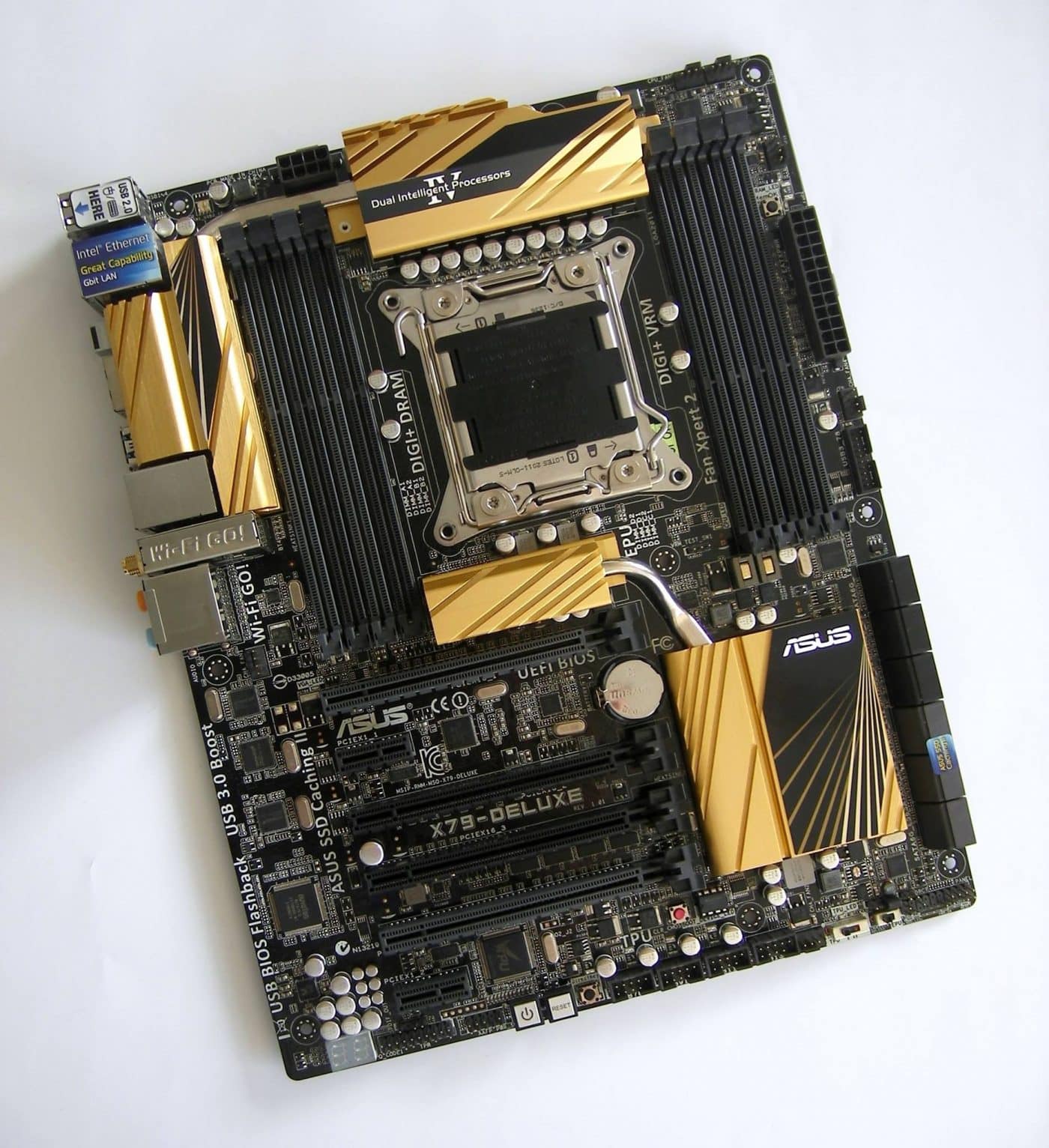 ASUS X79 Deluxe Motherboard