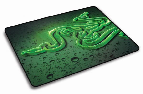 Razer_Goliathus_Speed_Edition_2013_01