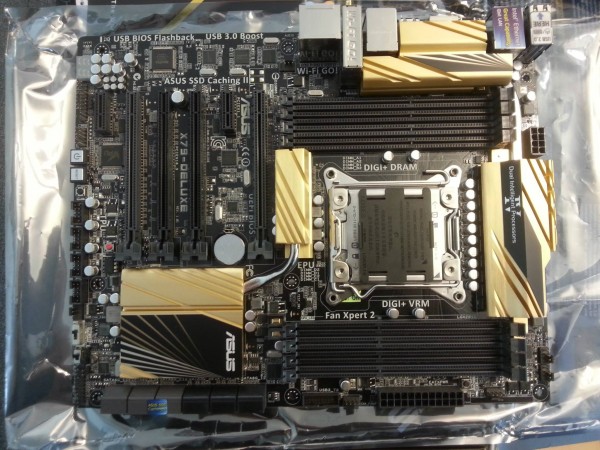 ASUS X79 Deluxe Motherboard