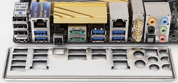 ASUS X79 Deluxe Motherboard