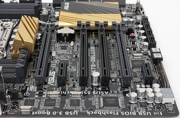 Carte mère ASUS P9X79 Deluxe Intel X79 LGA 2011 8xDDR3 64GB ATX