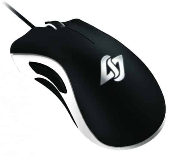 Razer_CLG_DeathAdder_01