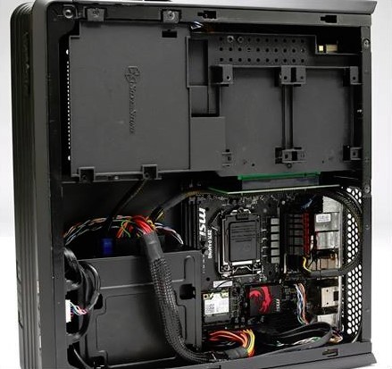 SilverStone Raven RVZ01 Mini-ITX Gaming Case
