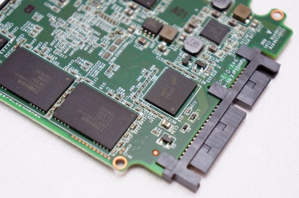 OCZ Vertex 460 240 GB Solid State Drive