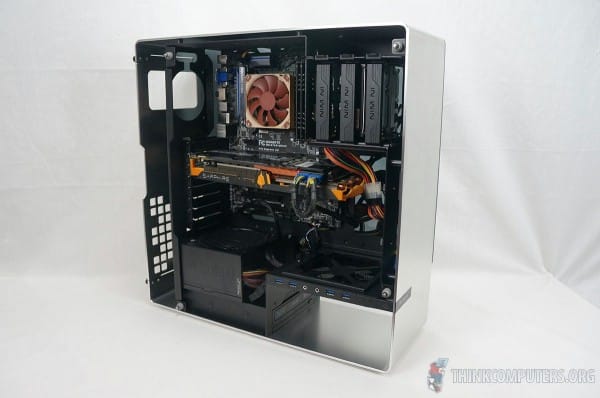 In Win 904