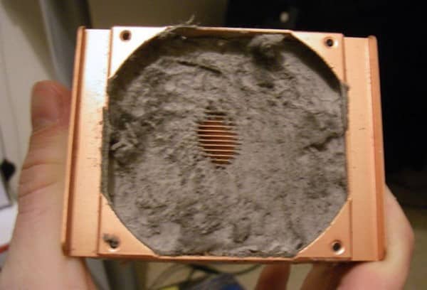 the_disgusting_things_found_inside_pcs_26