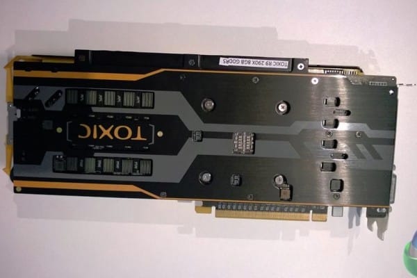 Sapphire R9 290X Toxic