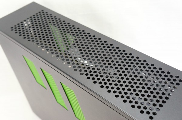 CyberPower Zeus Mini-I 780 Gaming System