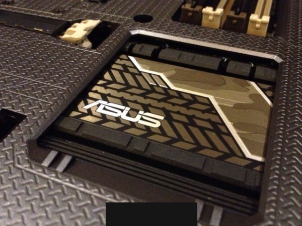 ASUS-Z97-Sabertooth-Mark-1