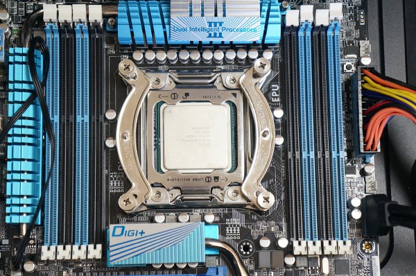 Noctua NH-U9B SE2 CPU Cooler