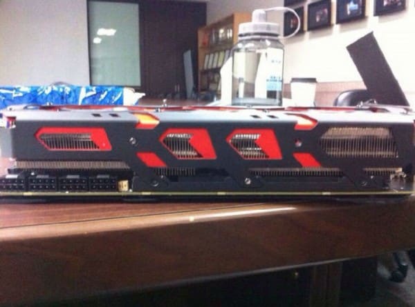 PowerColor Radeon R9 295X2 Devil 13