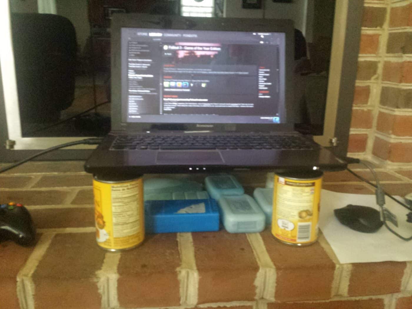 20 of the Worst PC Setups - July 2014 | ThinkComputers.org