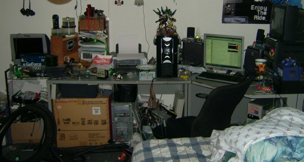 20 of the Worst PC Setups