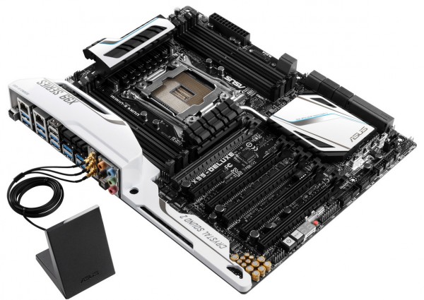 ASUS_X99_Deluxe_01