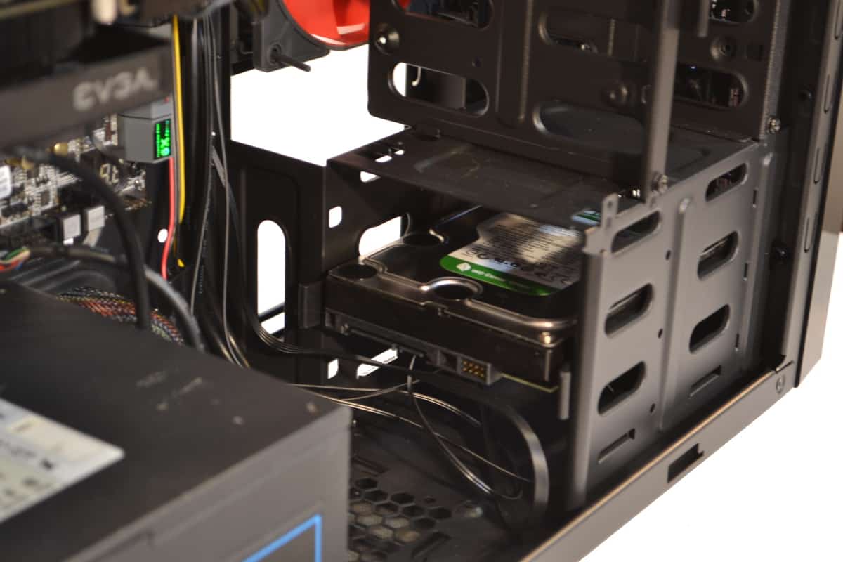 N600 front mech harddrive view