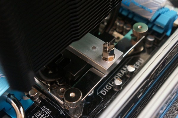 LEPA LV12 CPU Cooler Installation
