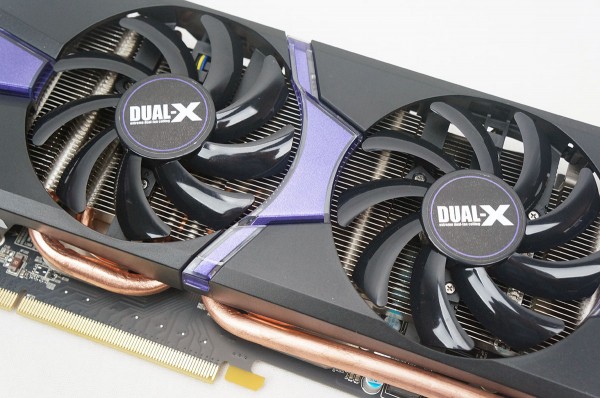 Sapphire Radeon R9 285 Dual-X OC