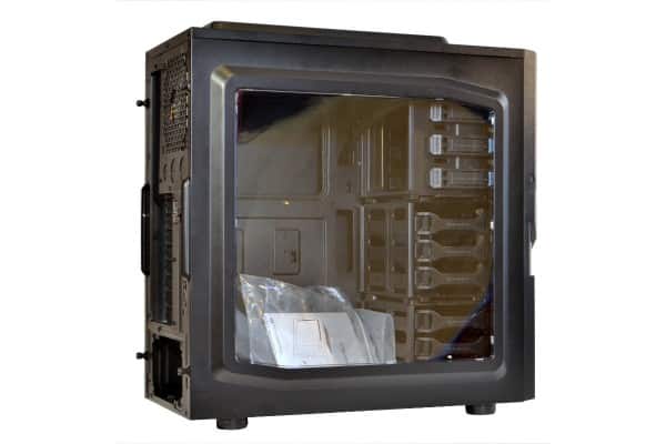 Themaltake Commander G41 side View clear windowed pic