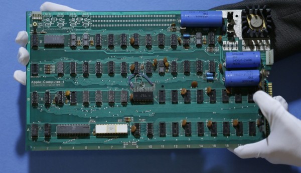 Apple-1