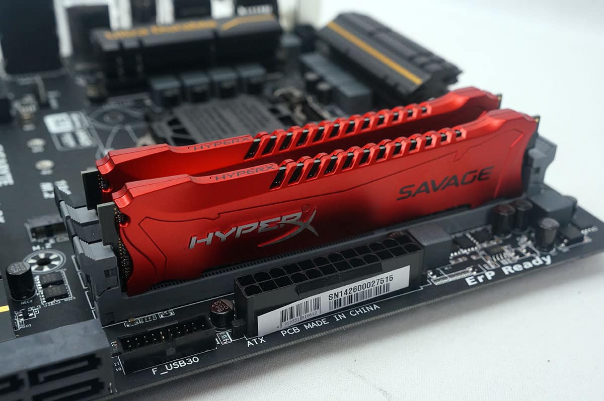 Kingston HyperX Savage DDR3-2400 16GB Memory Kit