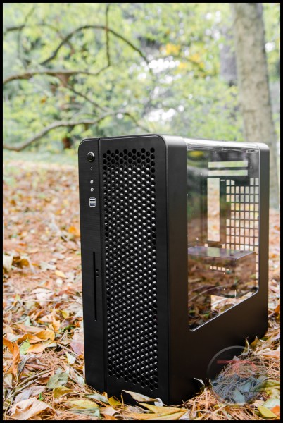 EKWB Vulture Case