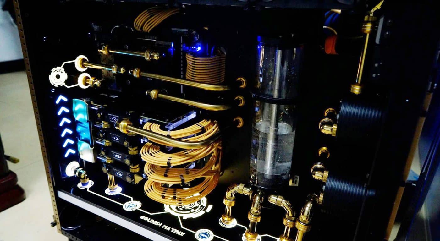 Case Mod Friday: Golden Matrix