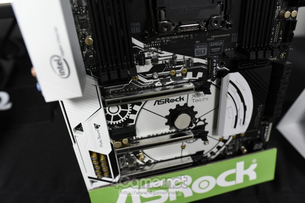 ASRock X99 Taichi