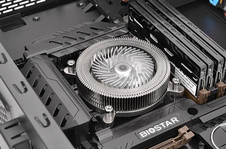 Thermaltake Engine 27