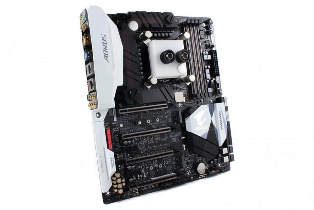 Gigabyte_Aorus_Z270X_Gaming_9_02-1030x687