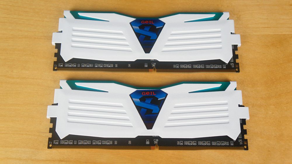 GeIL Super Luce DDR4-3000 16GB Memory Kit