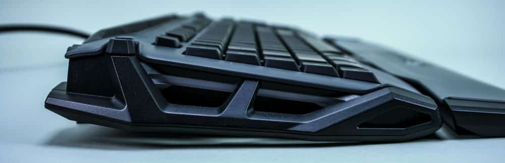 ROCCAT Skeltr Gaming Keyboard