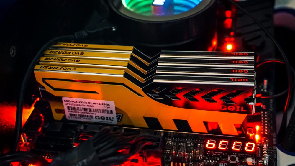 GeIL EVO Forza DDR4-2400 32GB Memory Kit