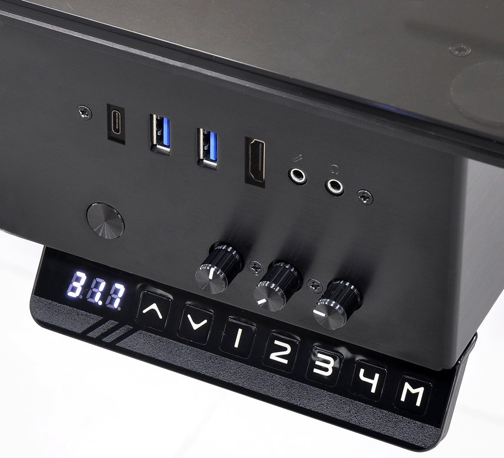 Lian Li DK-05 Motorized Adjustable Desk