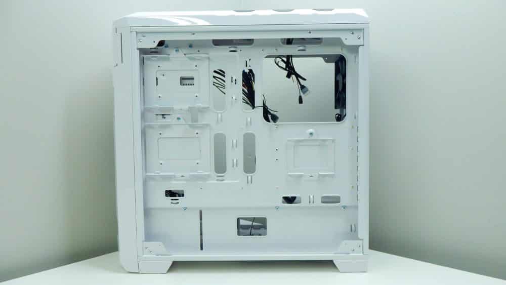 AZZA Storm6000W Interior2