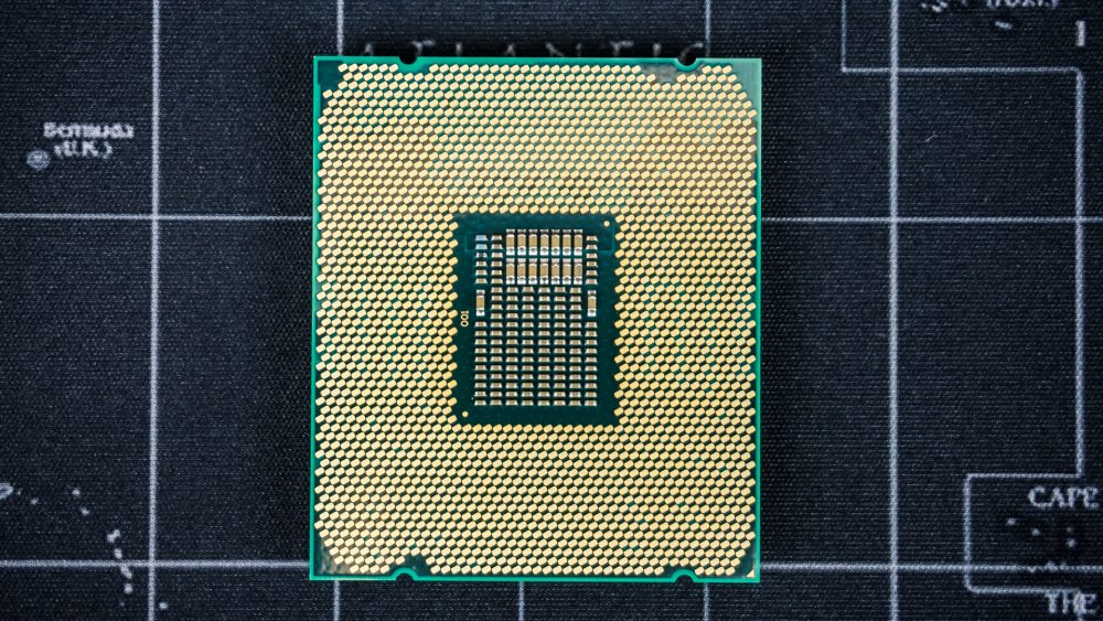 Intel Core i9-7960X
