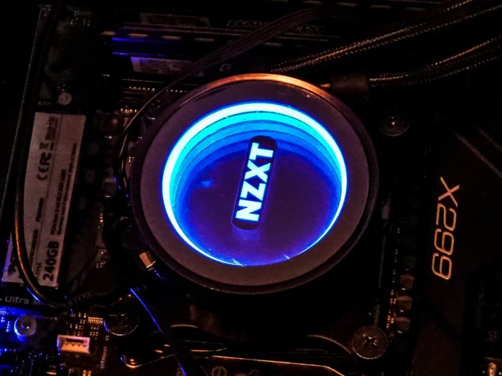 Intel Core i9-7960X