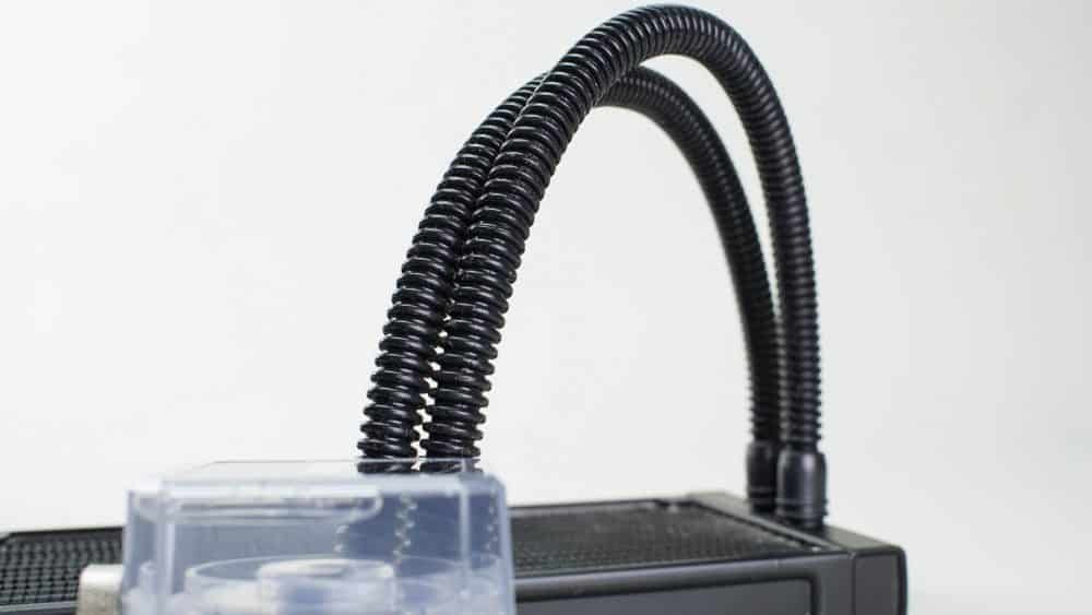Reeven NAIA 240 Liquid CPU Cooler
