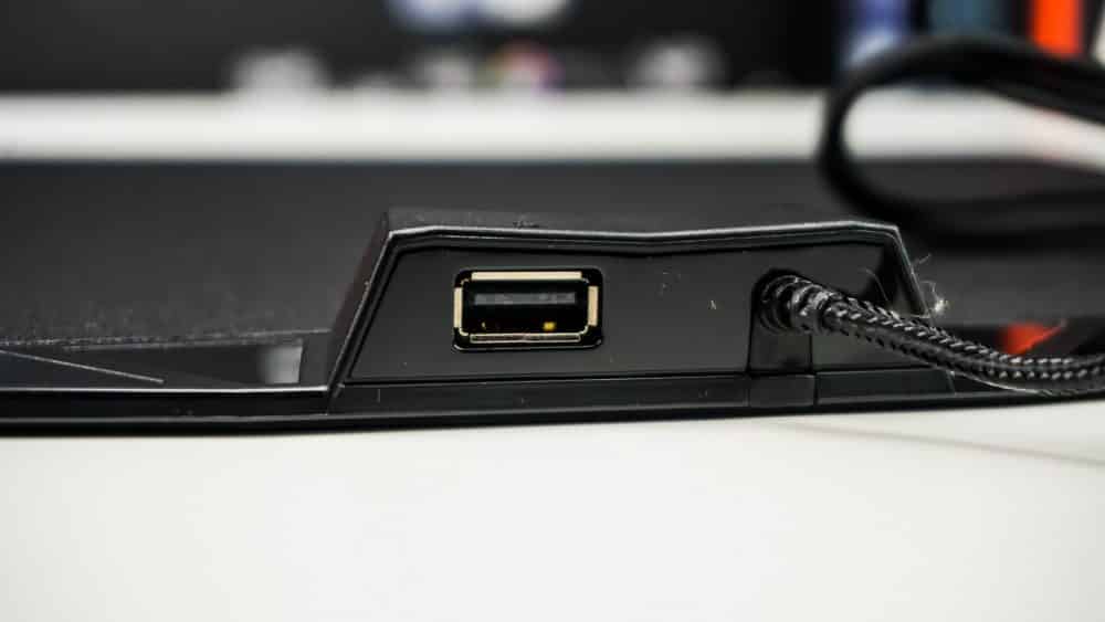Corsair MM800 RGB Polaris Gaming Mouse Pad