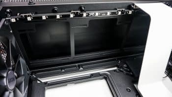 NZXT H700i