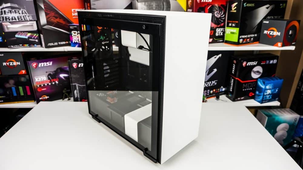 NZXT H700i