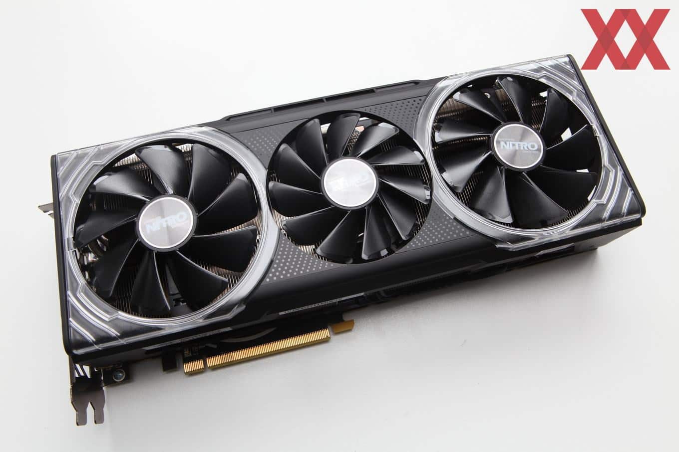 sapphire nitro 1