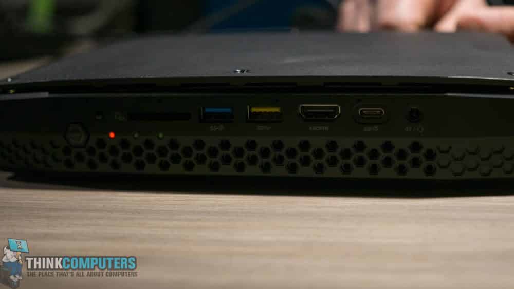 Intel Hades Canyon 7 of 19
