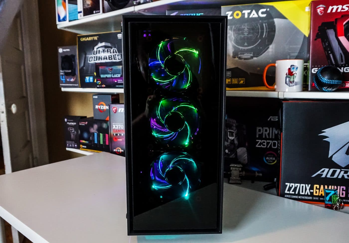 In Win Aurora RGB Fans
