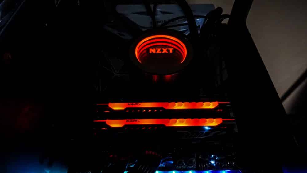 Patriot Viper LED DDR4-3000 16GB Memory Kit