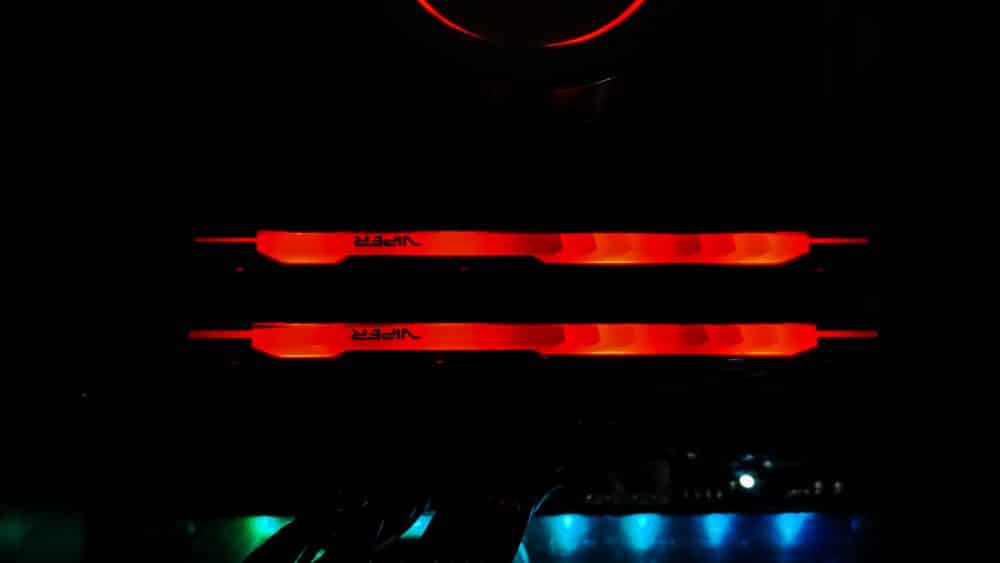 Patriot Viper LED DDR4-3000 16GB Memory Kit
