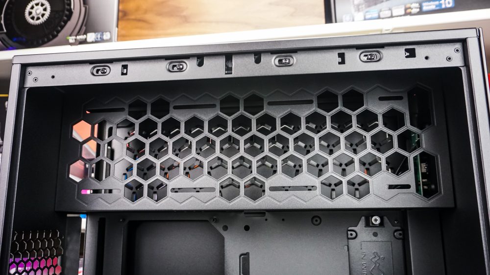 In Win 305 Case