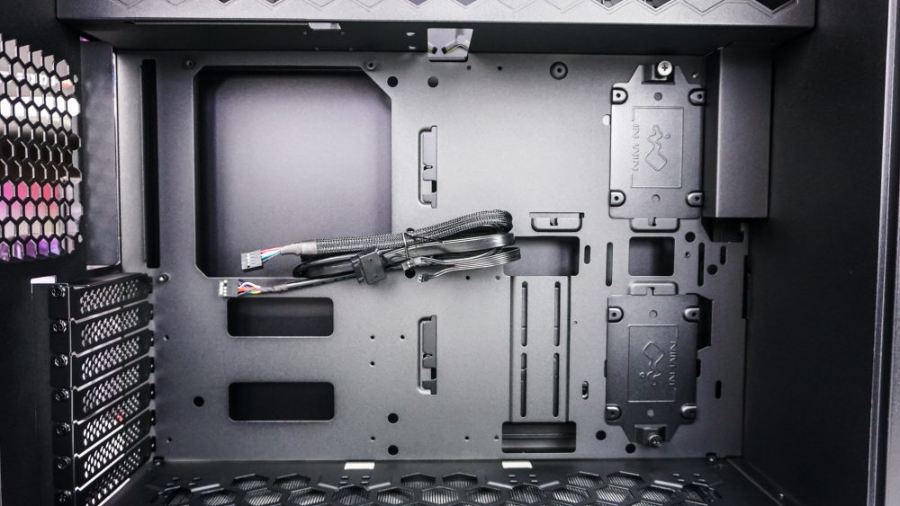 In Win 305 Case