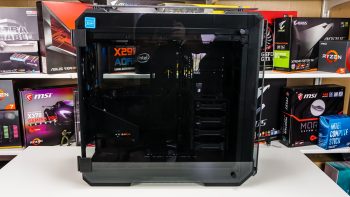 Thermaltake View 71 Tempered Glass
