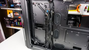Thermaltake View 71 Tempered Glass